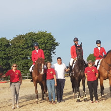 L'équipe au complet avec de gauche à droite Rachel Steffen, Arnaud Doem, Virginie Thonon et Annelies Vorsselmans