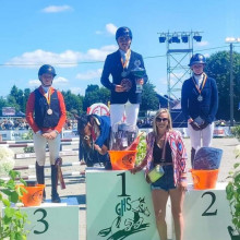 Le podium de la Coupe de Wallonie juniors avec Loïc Dehut, Louise van Vooren et Manon Engels